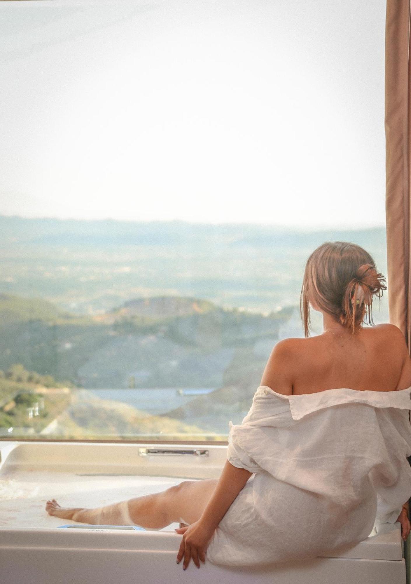 Krujë Z Art Hotel מראה חיצוני תמונה