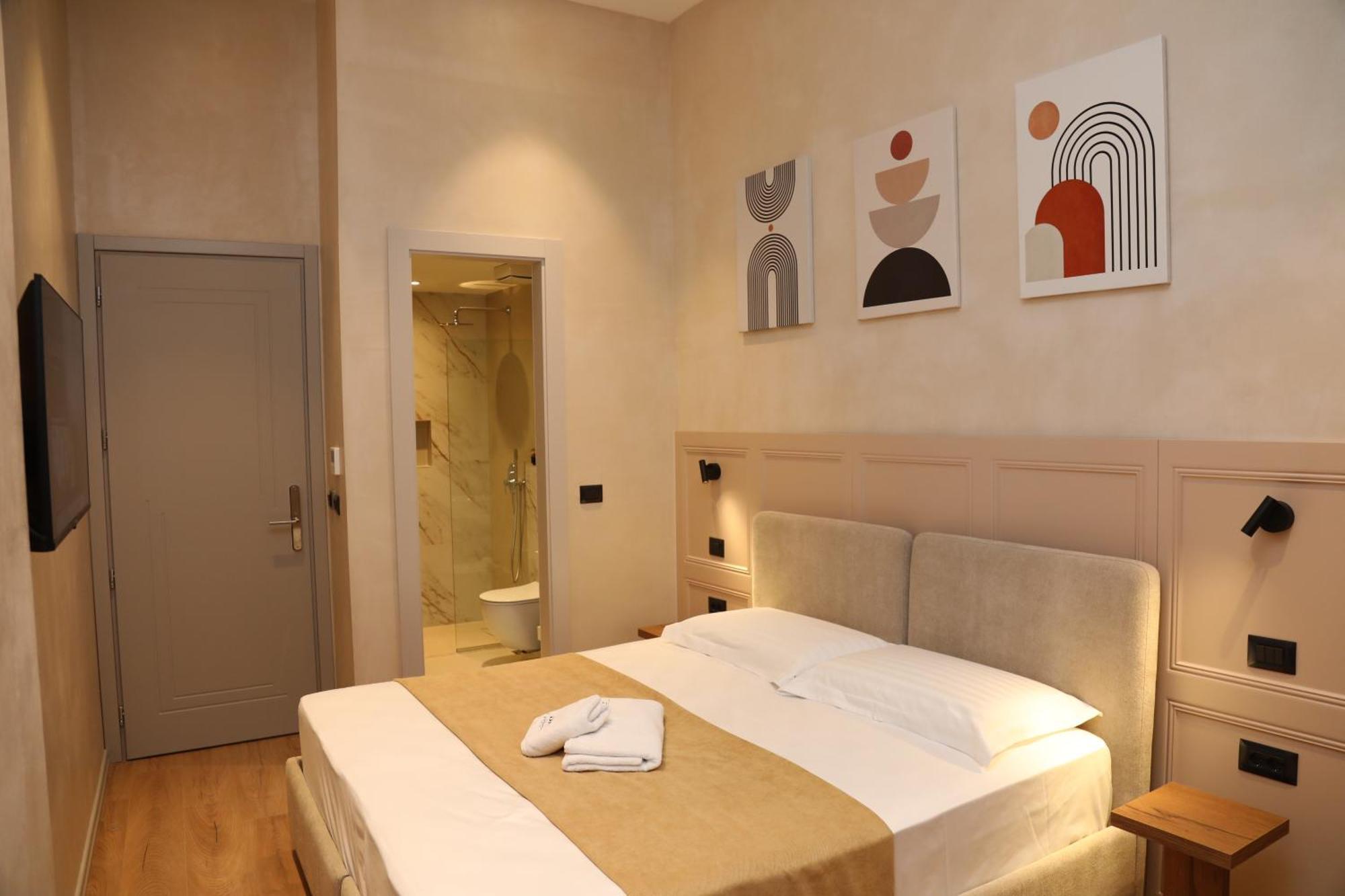 Krujë Z Art Hotel מראה חיצוני תמונה