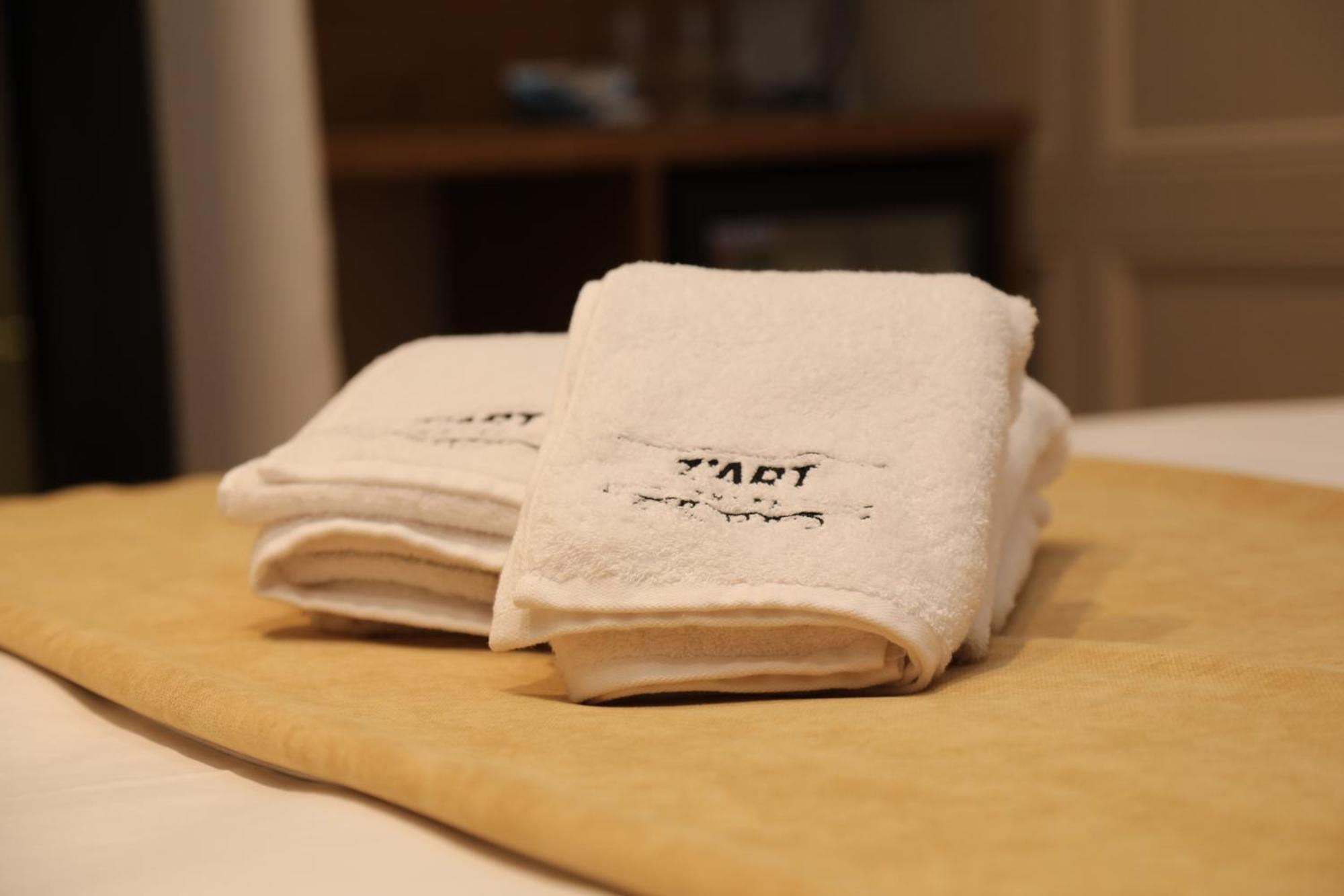 Krujë Z Art Hotel מראה חיצוני תמונה